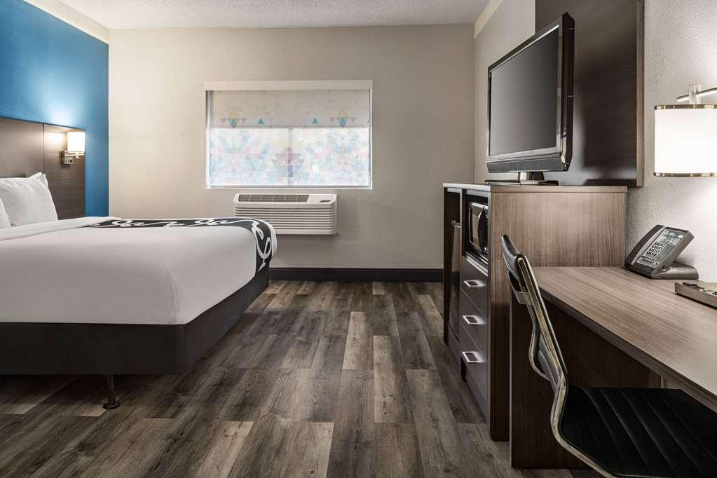 La Quinta By Wyndham Round Rock North Hotel Room photo