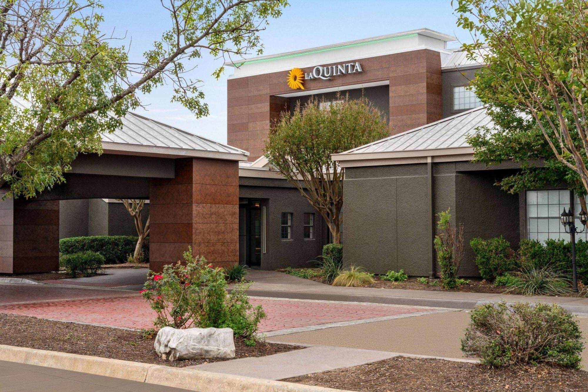La Quinta By Wyndham Round Rock North Hotel Exterior photo