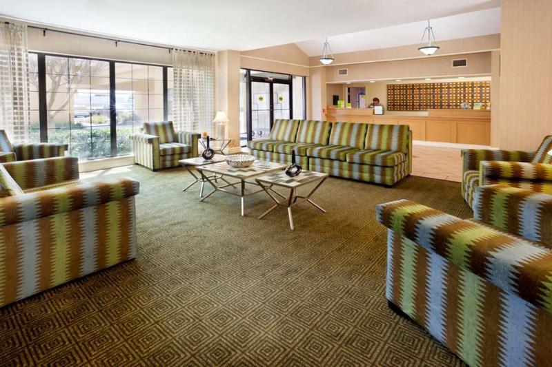 La Quinta By Wyndham Round Rock North Hotel Exterior photo